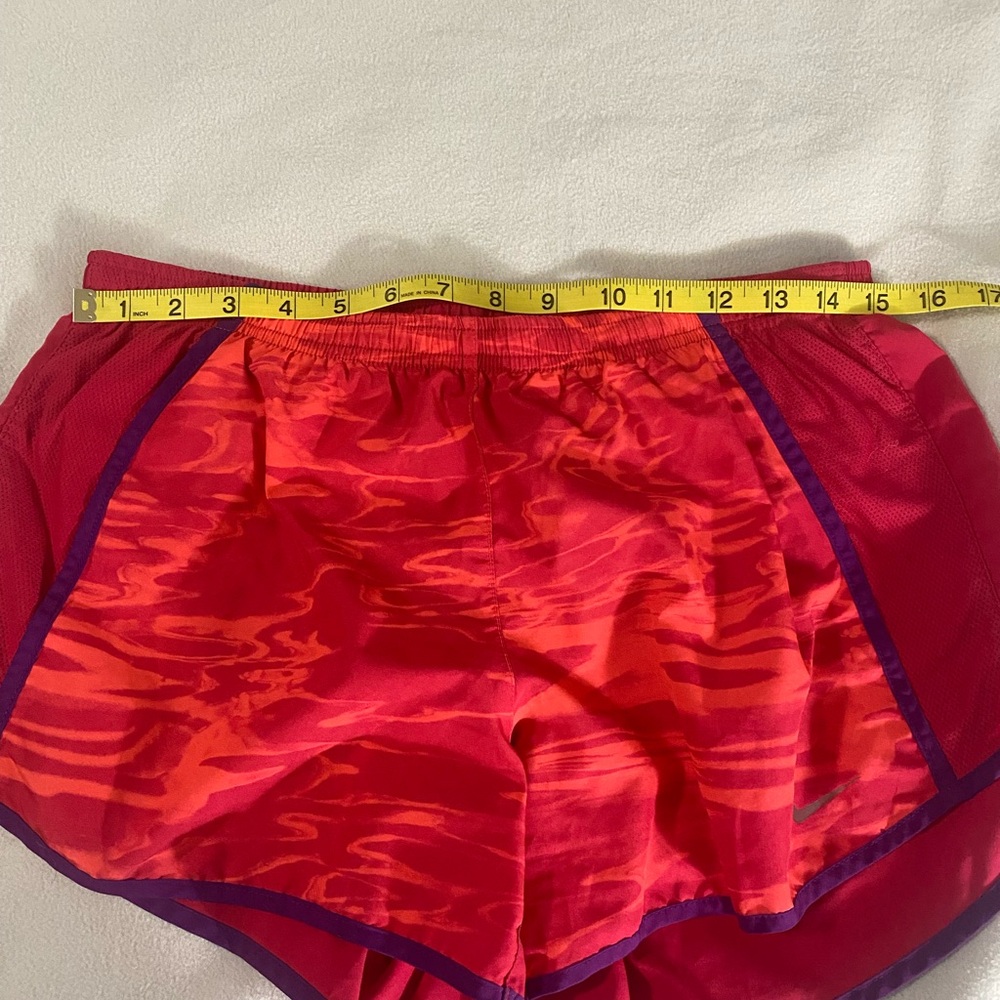 Nike Women's Dri-FIT Tempo Running Shorts Sz M - Picture 8 of 8